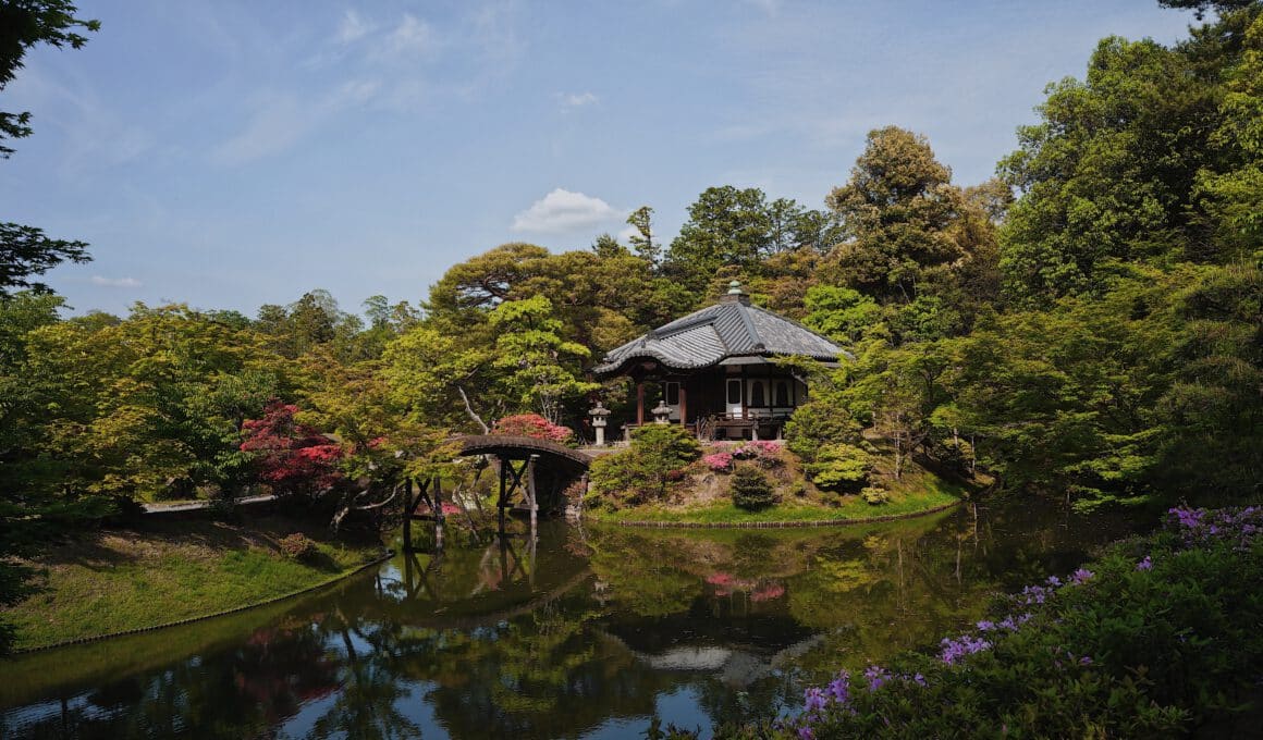 Japanischer Garten: Ästhetik und Naturverbundenheit