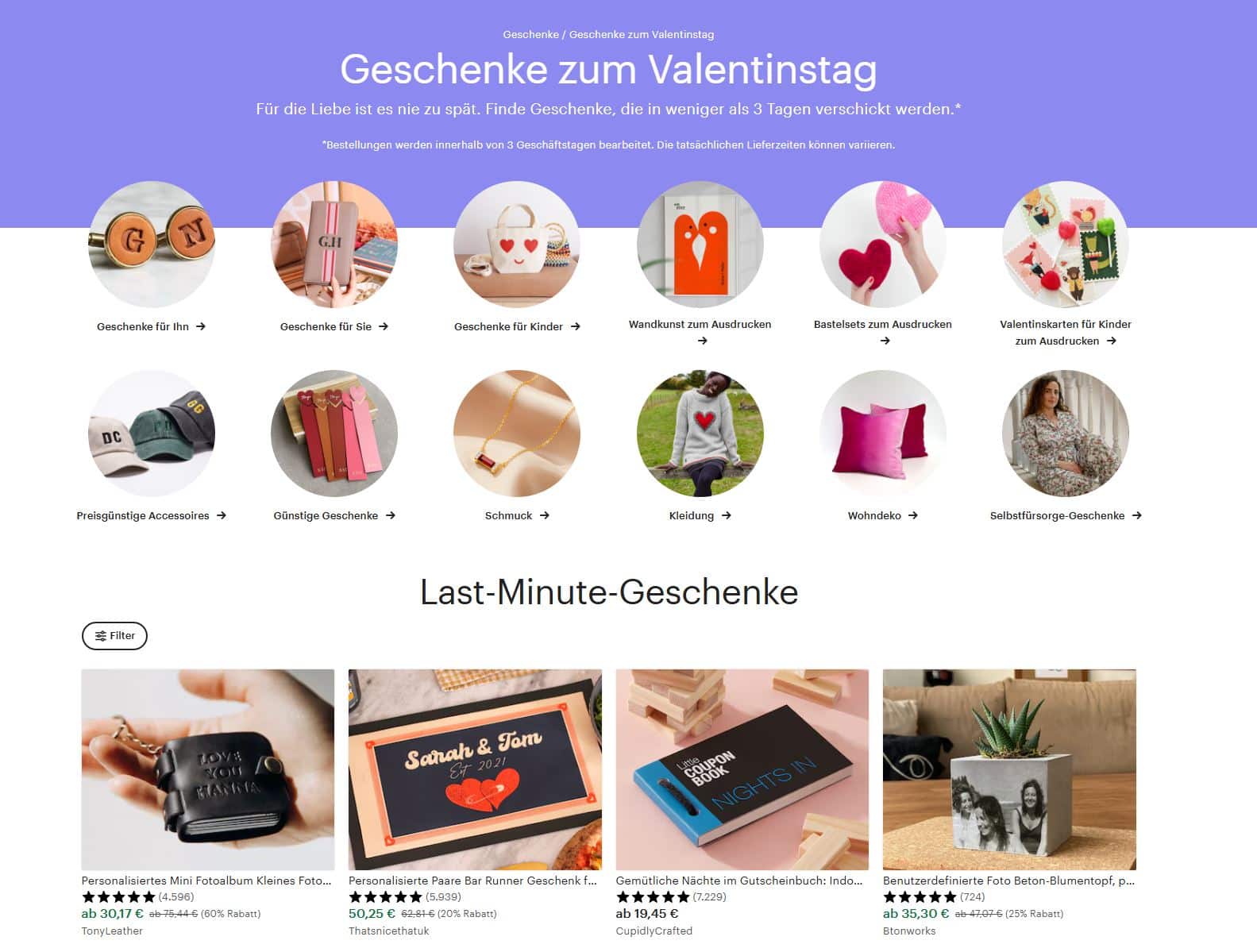 Screenshot der Etsy-Übersichtsseite mit verschiedenen personalisierten Produkten, Accessoires und Fotogeschenken als Valentinstag 2025 Geschenkideen unter 50€.