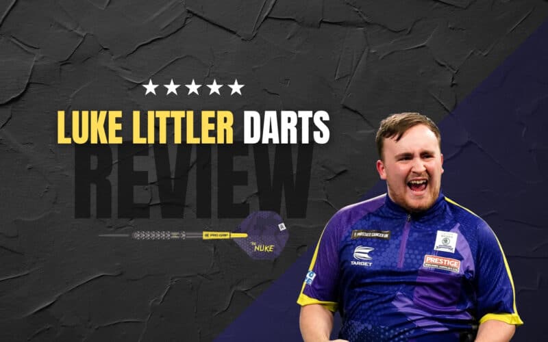 Luke Littler G1 SP Test – Titelgrafik mit fünf Sternen, „Luke Littler Darts Review“-Schriftzug, abgebildetem Gen-1 Dart und jubelndem Luke Littler im violett-gelben Trikot