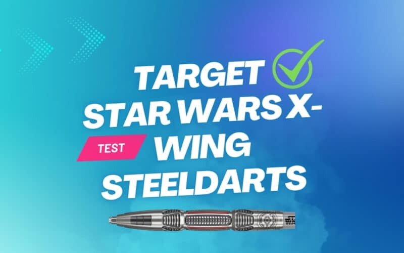 Beitragsbild zum Test der Target Star Wars X-Wing Steeldarts mit großem Schriftzug, grünem Häkchen und Abbildung des Dart-Barrels auf blauem Hintergrund.